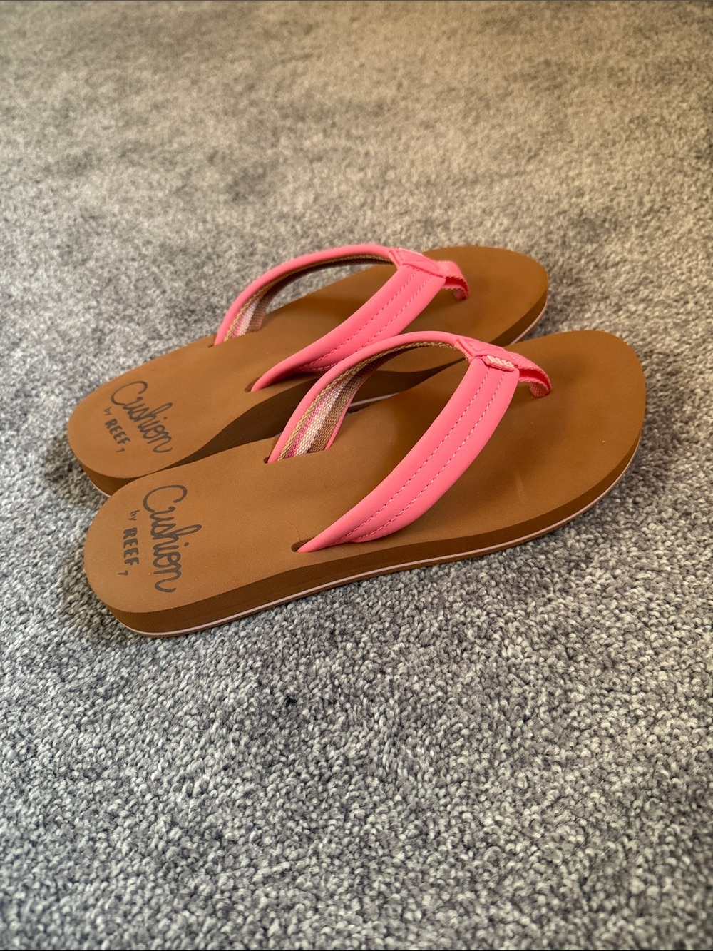 Reef Women's Pink Cushioned Flip Sandals - Picture 2 of 4